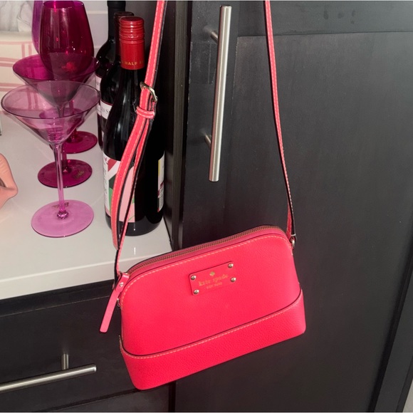 Kate Spade Hanna Wellesley Crossbody Pink | Slightly Used - Picture 4 of 11